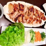 パリパリ鶏肉の巻き巻き★手巻きの皮や野菜と一緒に♪